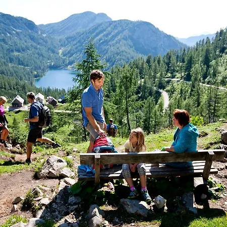 ホテル Der Hechl タウプリッツ