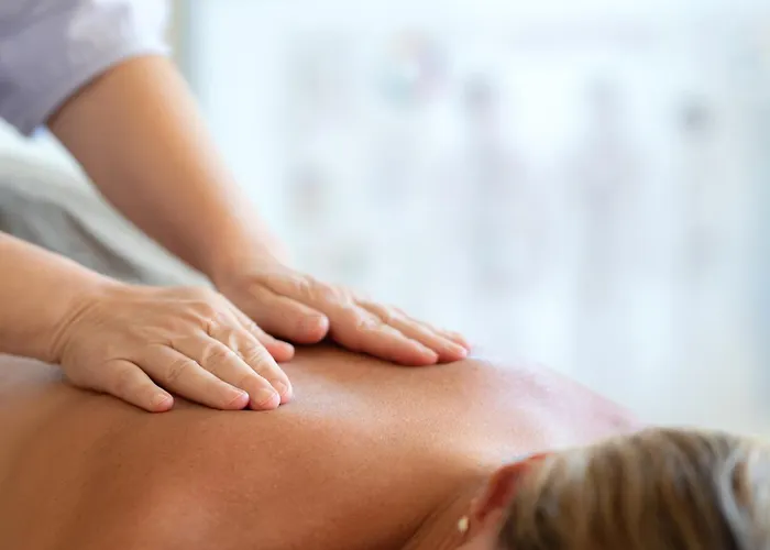 德赫赤尔酒店 酒店