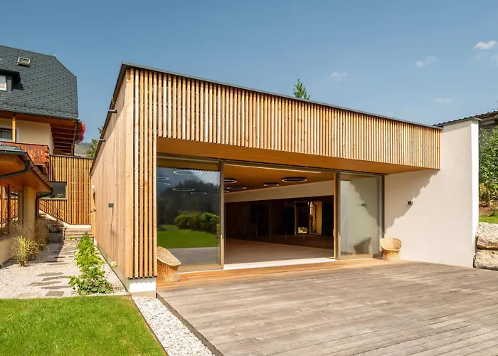 德赫赤尔酒店 酒店